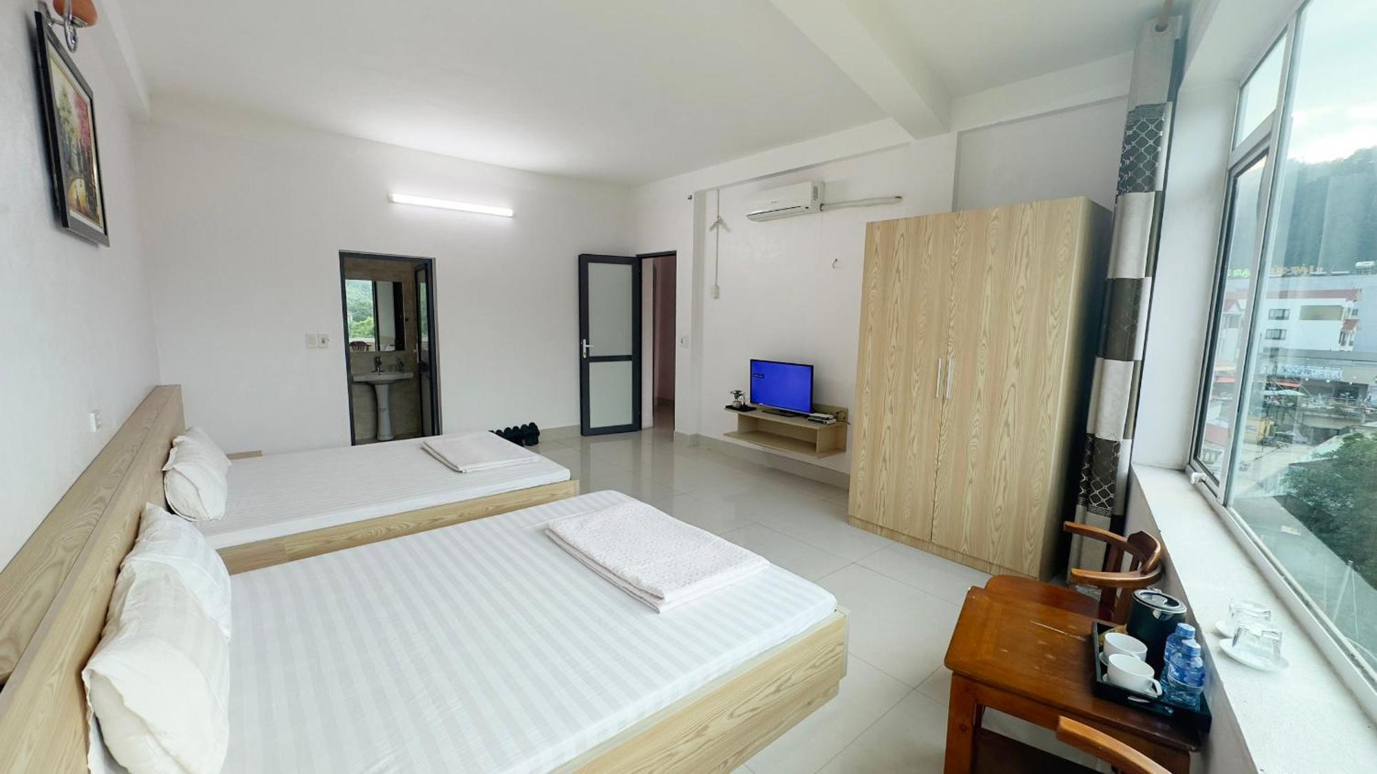 Quy Anh Hotel Bao Lac Town Εξωτερικό φωτογραφία