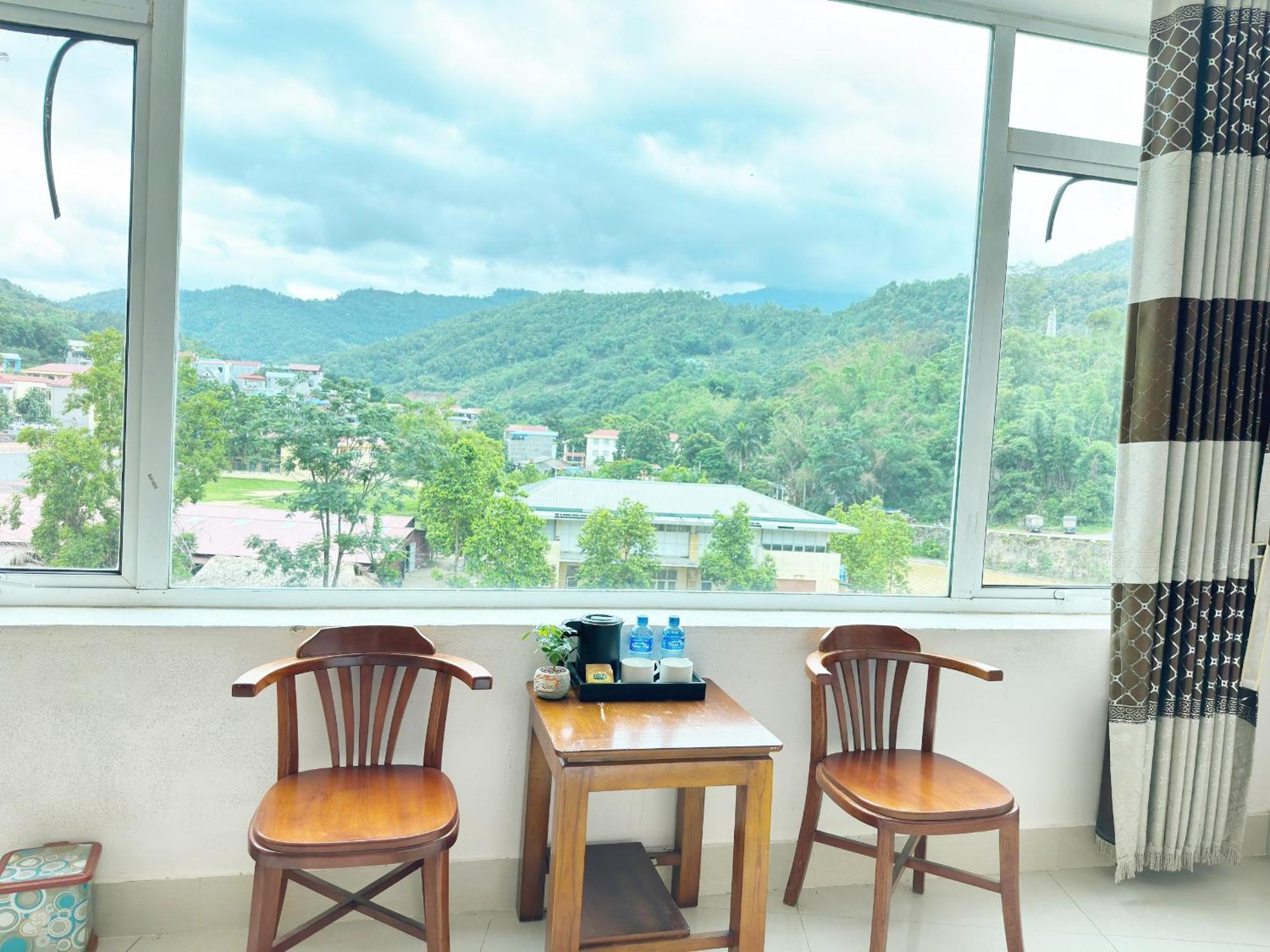 Quy Anh Hotel Bao Lac Town Εξωτερικό φωτογραφία