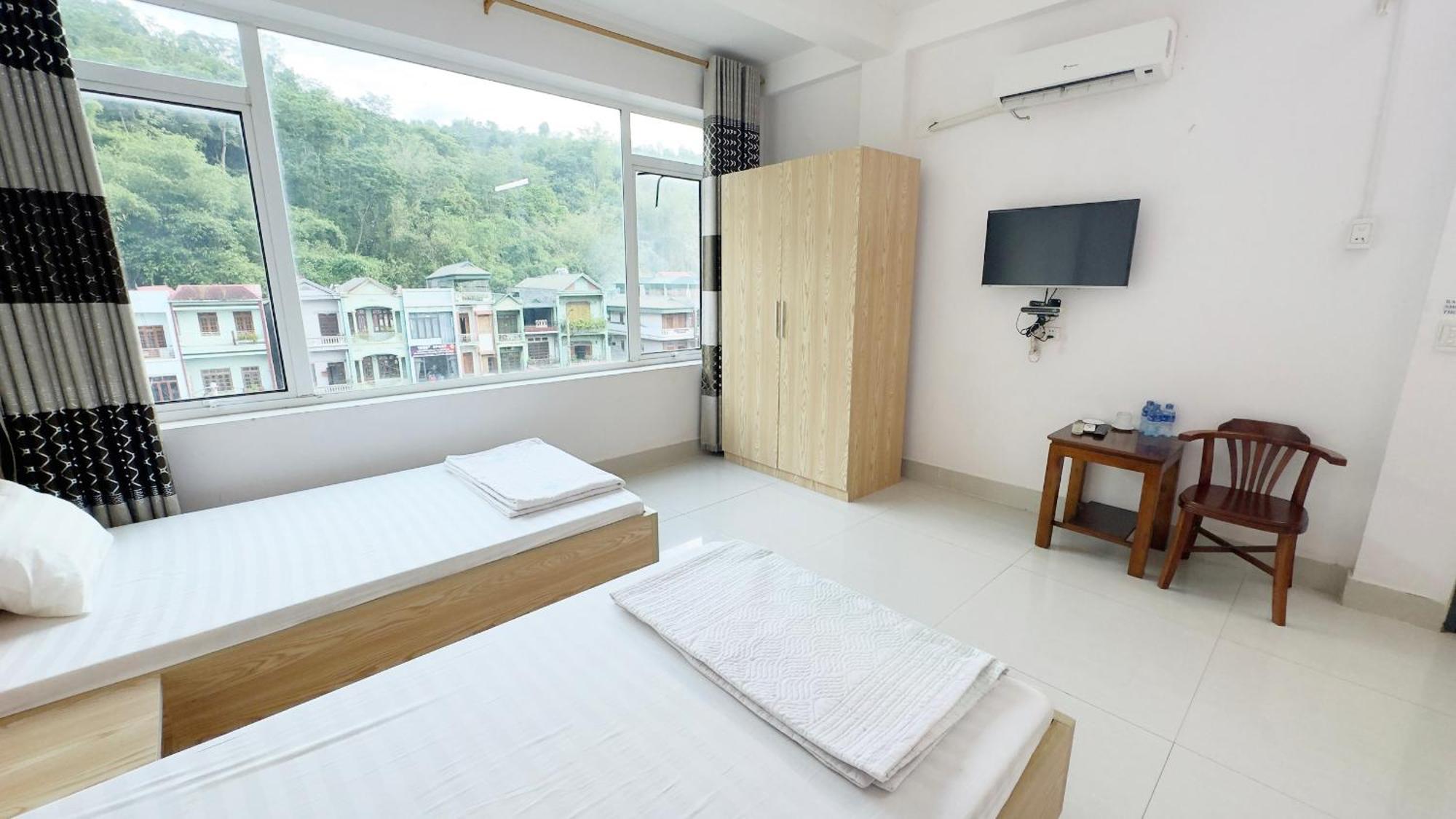 Quy Anh Hotel Bao Lac Town Εξωτερικό φωτογραφία